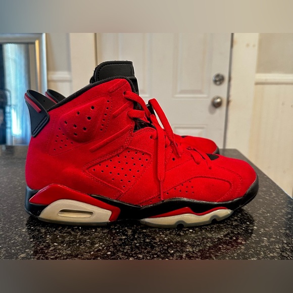 Air Jordan Retro 6- Raging Bull - Picture 1 of 5